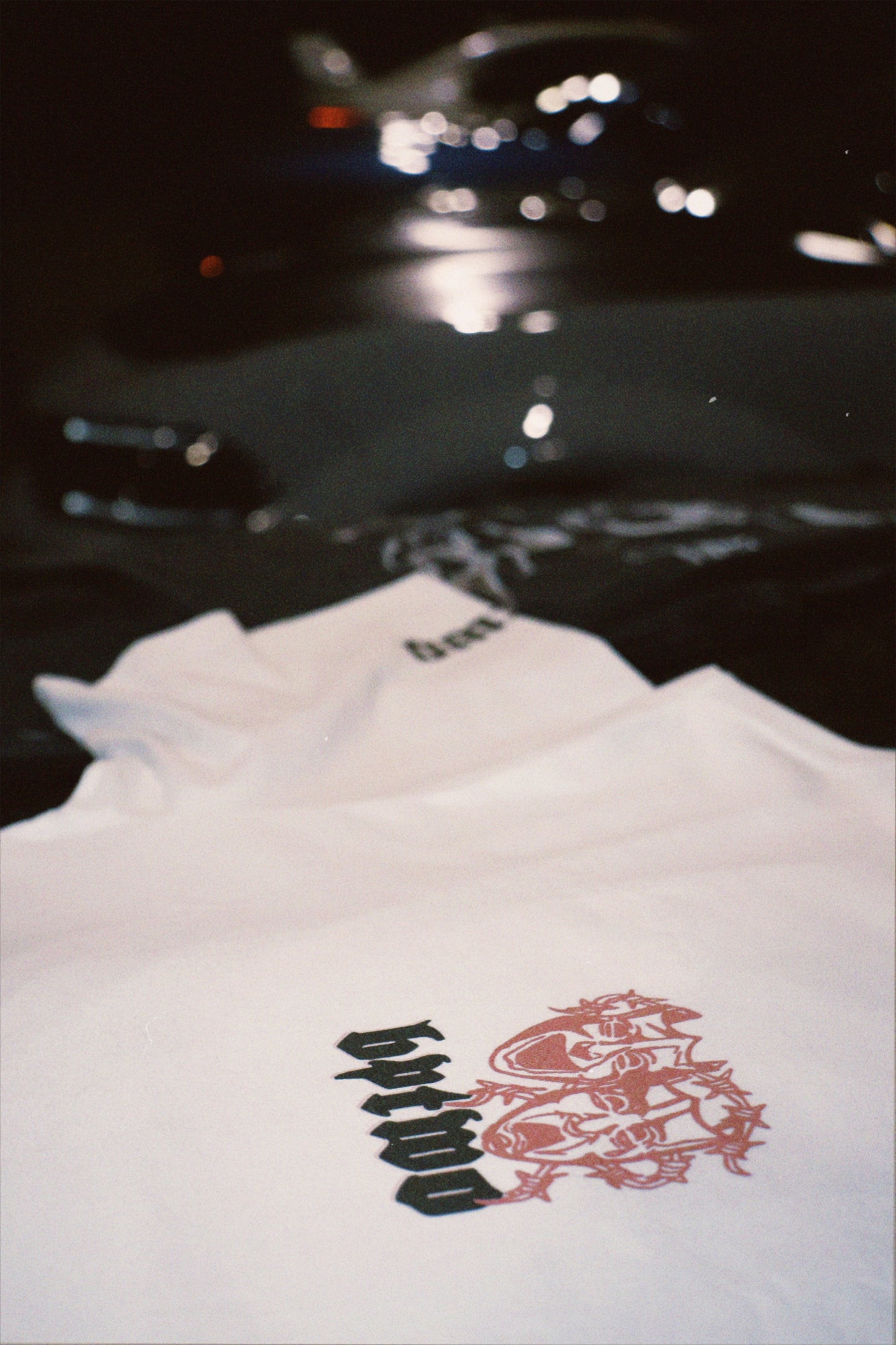 masks tee